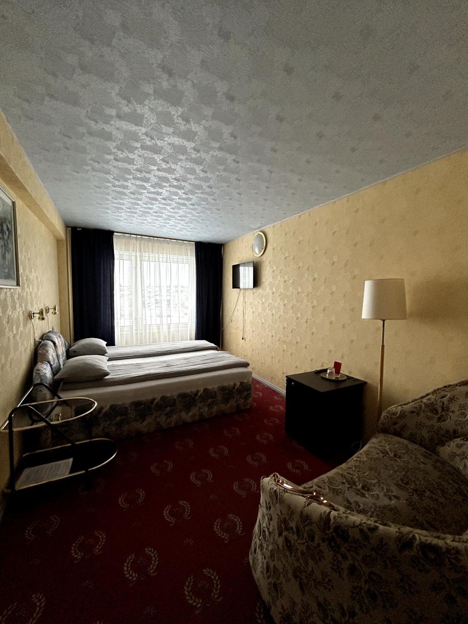 Hotel Талси Экстерьер фото